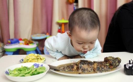 孩子吃饭慢应该怎么办-福美阁